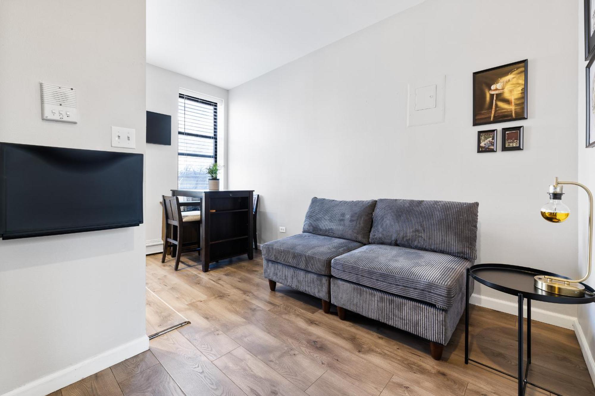 Apartment Step Inside Living In Times Square New York